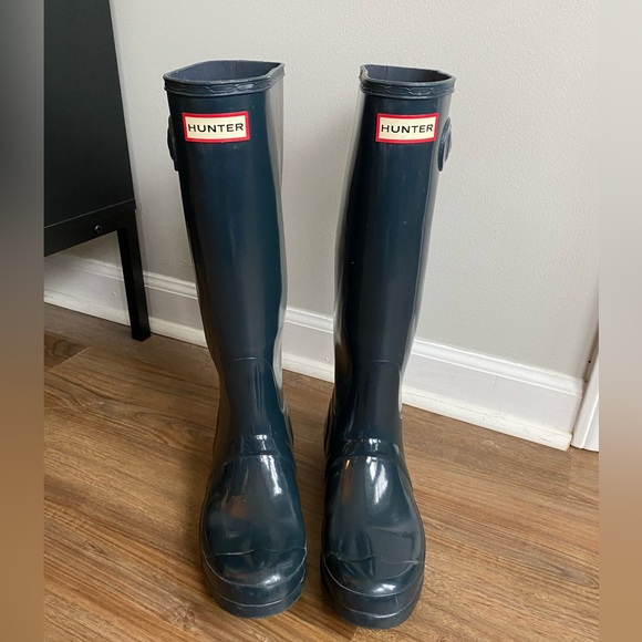 Hunter Shoes - HUNTER WOMEN'S ORIGINAL TALL BLUE GLOSS RAIN BOOT-Size 7